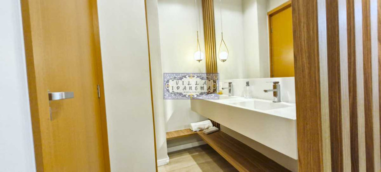 Imagem Apartamento com 1 Quarto à Venda, 60 m² em Copacabana - Rio De Janeiro Imagem Apartamento com 1 Quarto à Venda, 60 m² em Copacabana - Rio De Janeiro