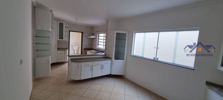 Sobrado com 3 Quartos à Venda, 200 m² em Vila Nair - São Paulo