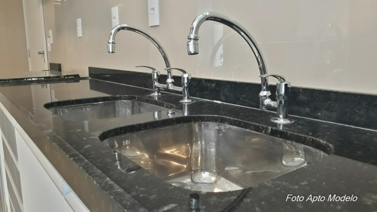 Imagem Apartamento com 3 Quartos à Venda, 165 m² em Cocó - Fortaleza