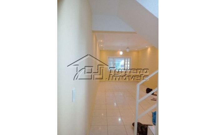 Casa com 3 Quartos para Alugar, 140 m² em Jardim Das Indústrias - São José Dos Campos