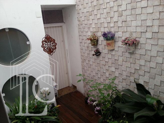 Imagem Casa com 3 Quartos à Venda, 145 m² em Jardim Aeroporto - São Paulo Imagem Casa com 3 Quartos à Venda, 145 m² em Jardim Aeroporto - São Paulo