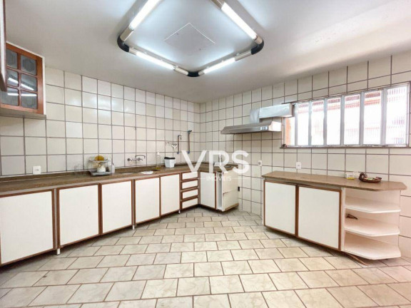 Imagem Casa com 6 Quartos à Venda ou Locação, 288 m² em Várzea - Teresópolis Imagem Casa com 6 Quartos à Venda ou Locação, 288 m² em Várzea - Teresópolis