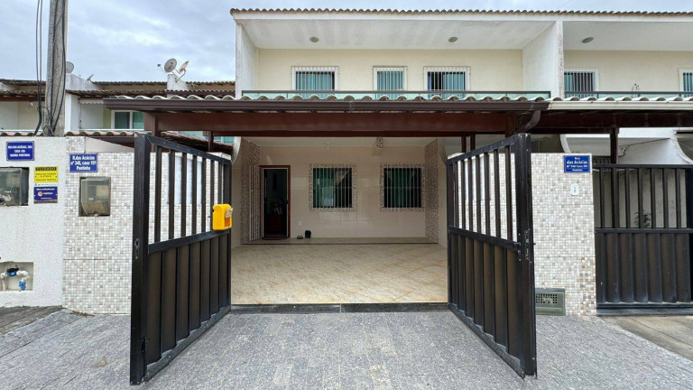 Imagem Casa com 2 Quartos à Venda, 64 m² em Vila Capri - Araruama Imagem Casa com 2 Quartos à Venda, 64 m² em Vila Capri - Araruama