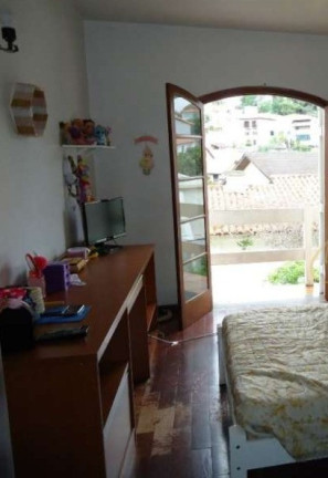 Imagem Casa com 3 Quartos à Venda, 303 m² em Vila Sônia - São Paulo Imagem Casa com 3 Quartos à Venda, 303 m² em Vila Sônia - São Paulo