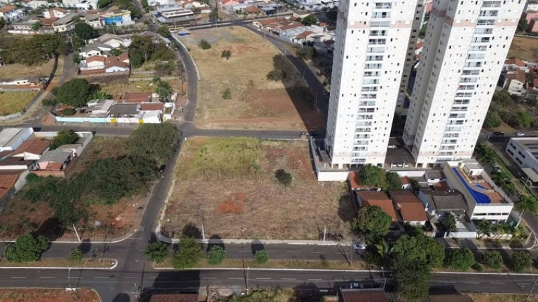 Terreno à Venda, 939 m² em Parque Amazônia - Goiânia