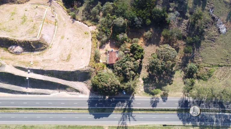 Imagem Chácara com 2 Quartos à Venda, 1.527 m² Imagem Chácara com 2 Quartos à Venda, 1.527 m²
