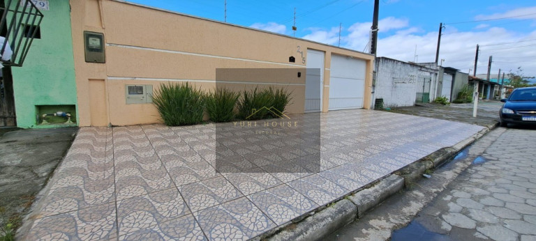Imagem Casa com 3 Quartos à Venda, 246 m² em Indaiá - Caraguatatuba