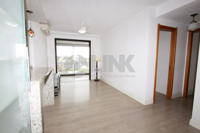 Imagem Apartamento com 2 Quartos à Venda, 69 m² em Passo Da Areia - Porto Alegre Imagem Apartamento com 2 Quartos à Venda, 69 m² em Passo Da Areia - Porto Alegre