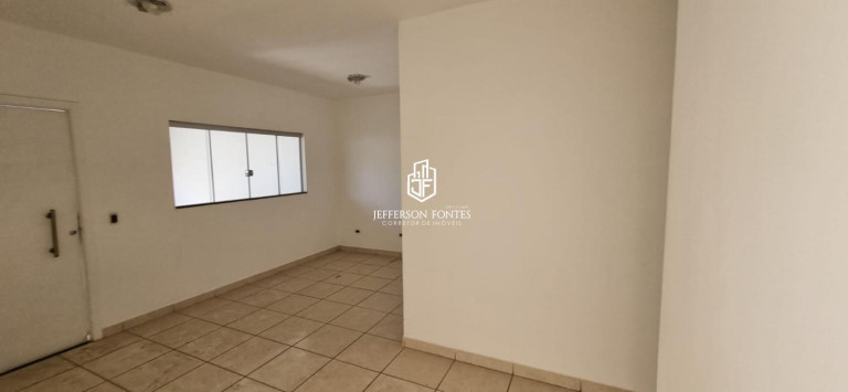 Imagem Casa com 3 Quartos à Venda, 101 m² em Jardim Cavallari - Marília Imagem Casa com 3 Quartos à Venda, 101 m² em Jardim Cavallari - Marília