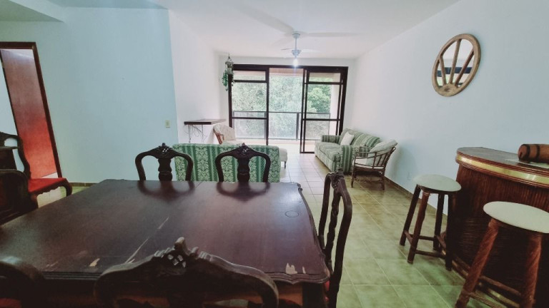 Apartamento com 3 Quartos à Venda, 137 m² em Pitangueiras - Guarujá