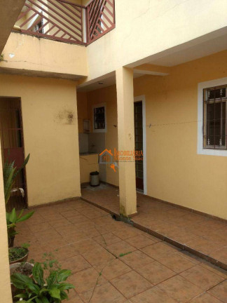 Imagem Sobrado com 6 Quartos à Venda, 208 m² em Jardim Estela - Poá