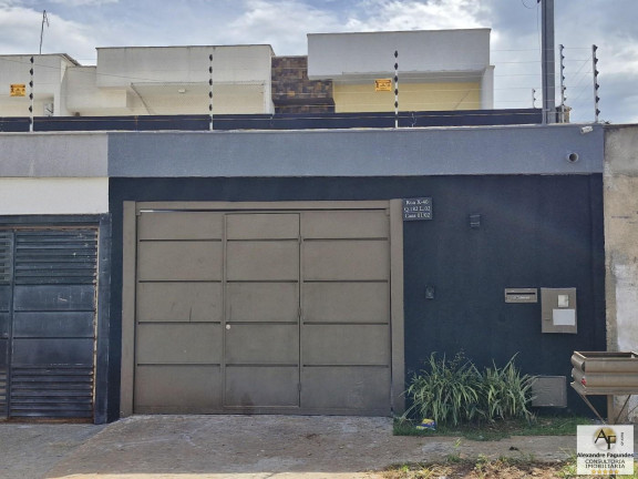 Casa com 3 Quartos à Venda, 249 m² em Sítios Santa Luzia Residencial - Aparecida De Goiânia
