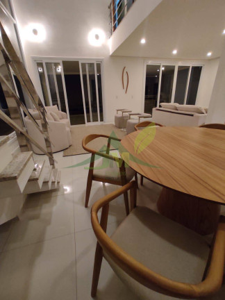 Imagem Casa com 3 Quartos à Venda, 400 m² em Jardim Maristela - Atibaia Imagem Casa com 3 Quartos à Venda, 400 m² em Jardim Maristela - Atibaia