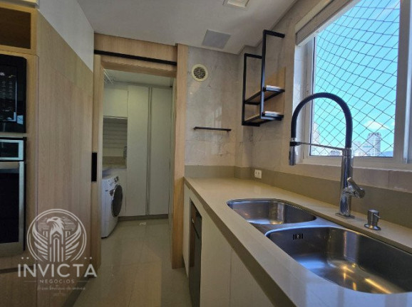 Imagem Apartamento com 3 Quartos à Venda, 136 m² em Centro - Balneário Camboriú Imagem Apartamento com 3 Quartos à Venda, 136 m² em Centro - Balneário Camboriú