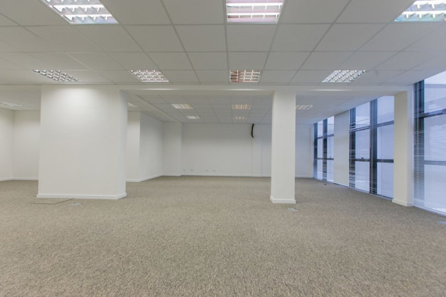 Imagem Sala Comercial à Venda, 80 m² em Centro - Curitiba Imagem Sala Comercial à Venda, 80 m² em Centro - Curitiba