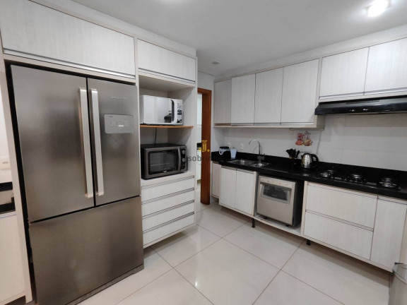 Imagem Apartamento com 4 Quartos para Temporada, 180 m² em Meia Praia - Itapema