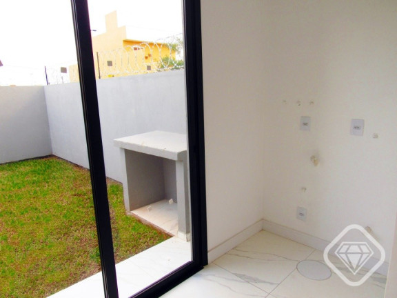 Imagem Casa com 2 Quartos à Venda, 88 m² em Hípica - Porto Alegre