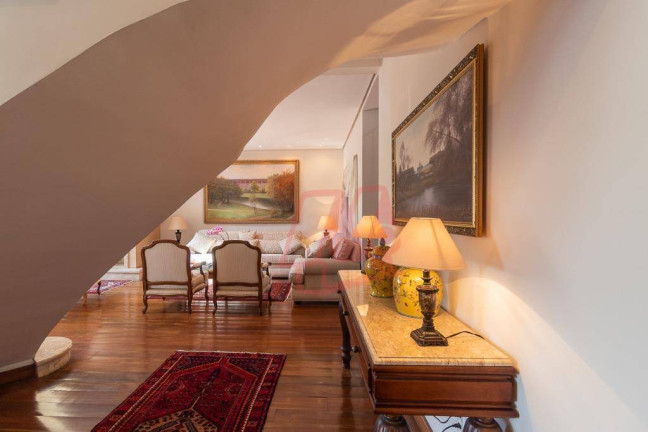 Imagem Casa com 4 Quartos à Venda, 727 m² em Vila Jardim - Porto Alegre