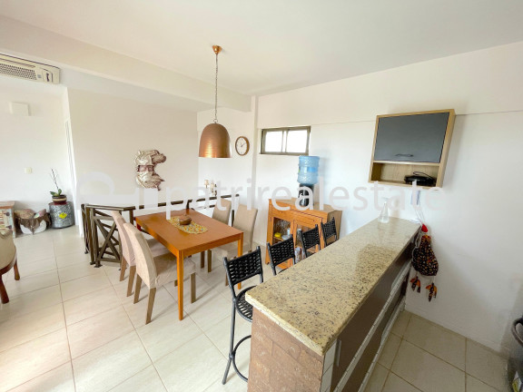 Imagem Apartamento com 3 Quartos à Venda, 126 m² em Prainha - Aquiraz