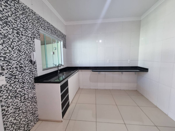 Imagem Casa com 3 Quartos à Venda, 260 m² em Nova Vila Jaiara - Anápolis