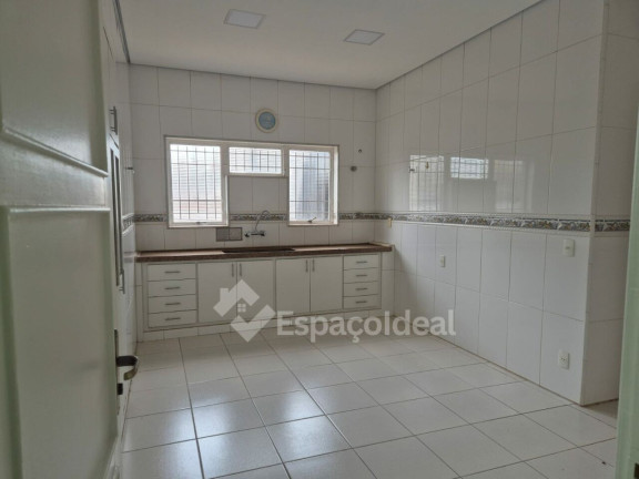 Imagem Casa com 3 Quartos à Venda, 171 m² em Centro - Lençóis Paulista Imagem Casa com 3 Quartos à Venda, 171 m² em Centro - Lençóis Paulista