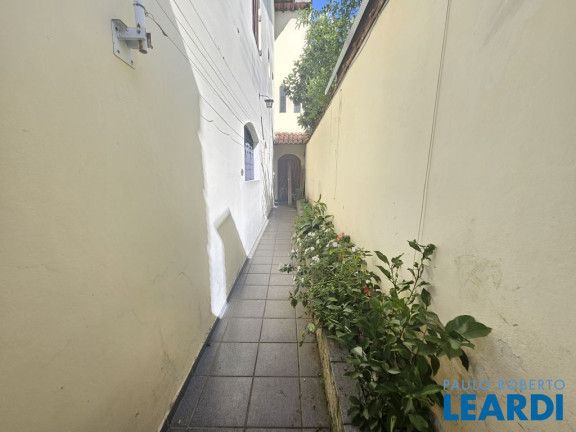 Imagem Sobrado com 3 Quartos à Venda, 177 m² em Vila Scarpelli - Santo André Imagem Sobrado com 3 Quartos à Venda, 177 m² em Vila Scarpelli - Santo André