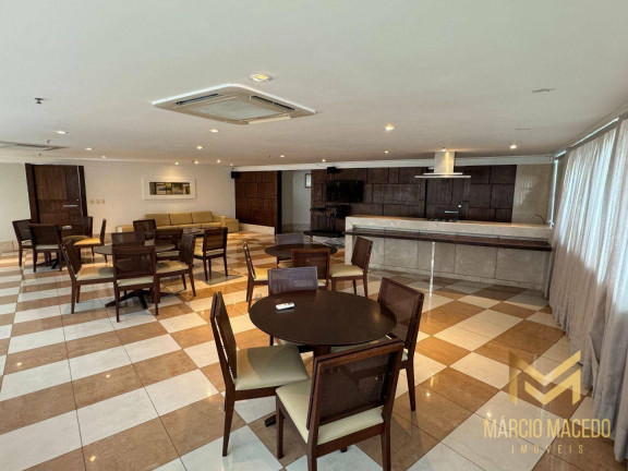 Imagem Apartamento com 2 Quartos à Venda, 70 m² em Meireles - Fortaleza