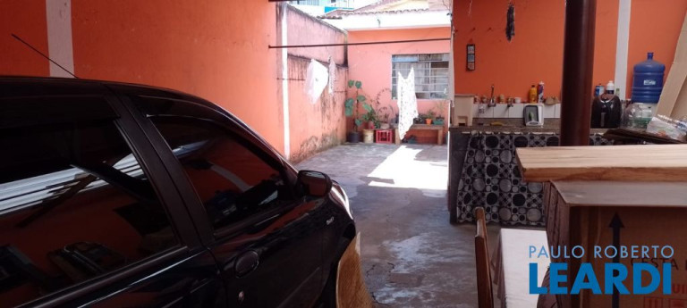Imagem Casa com 2 Quartos à Venda, 187 m² em Jardim Utinga - Santo André Imagem Casa com 2 Quartos à Venda, 187 m² em Jardim Utinga - Santo André