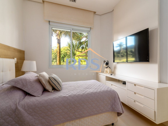 Imagem Sobrado com 5 Quartos à Venda,  em Enseada - Guarujá