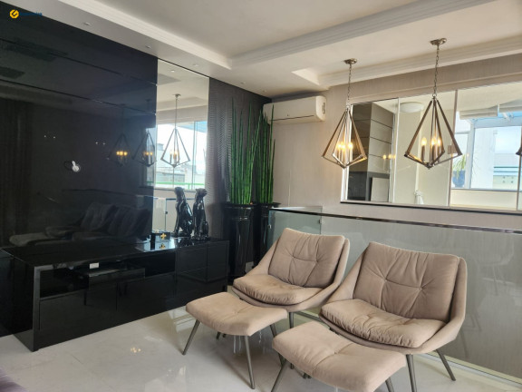 Imagem Cobertura com 3 Quartos à Venda, 317 m² em Agronômica - Florianópolis Imagem Cobertura com 3 Quartos à Venda, 317 m² em Agronômica - Florianópolis