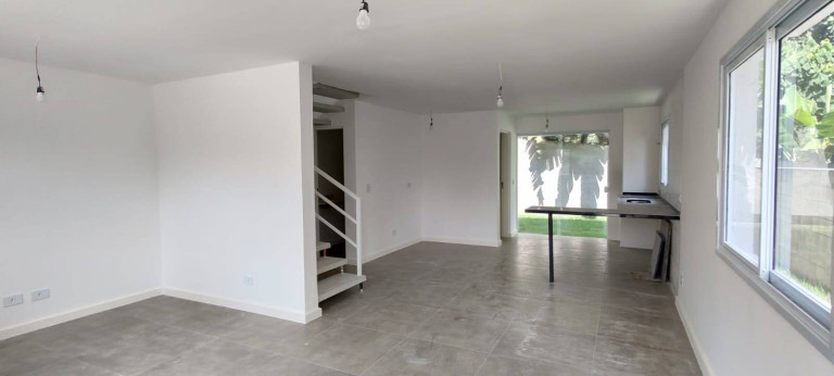 Imagem Casa de Condomínio com 3 Quartos à Venda, 110 m² em Jardim Pioneiro - Cotia