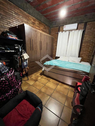 Imagem Casa com 4 Quartos à Venda, 275 m² em Itaipu - Niterói