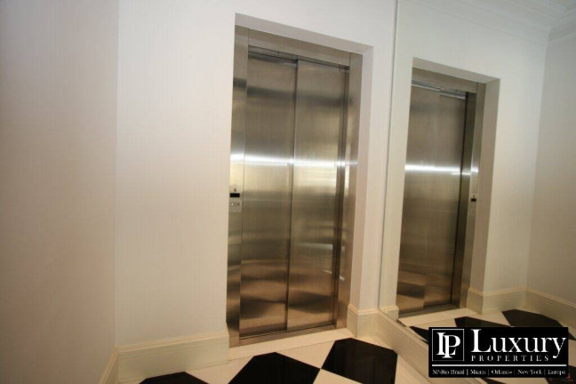 Imagem Apartamento com 2 Quartos à Venda, 280 m² em Vila Nova Conceição - São Paulo Imagem Apartamento com 2 Quartos à Venda, 280 m² em Vila Nova Conceição - São Paulo