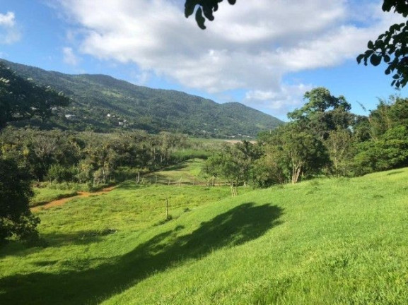 Imagem Terreno à Venda, em Macacu - Garopaba Imagem Terreno à Venda, em Macacu - Garopaba