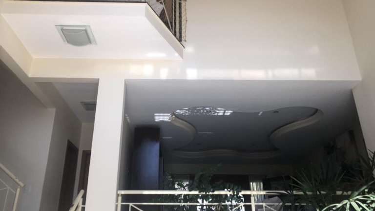 Imagem Casa com 6 Quartos à Venda, 450 m² em Camboinhas - Niterói Imagem Casa com 6 Quartos à Venda, 450 m² em Camboinhas - Niterói