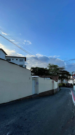 Imagem Casa com 2 Quartos para Alugar,  em Centro - Guarapari