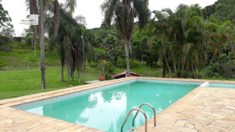 Imagem Chácara com 4 Quartos à Venda, 8.000 m² em Caetê - São Roque Imagem Chácara com 4 Quartos à Venda, 8.000 m² em Caetê - São Roque