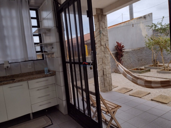 Imagem Casa com 4 Quartos à Venda, 450 m² em Ingleses Do Rio Vermelho - Florianópolis Imagem Casa com 4 Quartos à Venda, 450 m² em Ingleses Do Rio Vermelho - Florianópolis