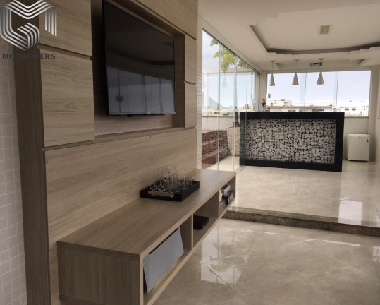 Imagem Imóvel com 4 Quartos à Venda, 360 m² em Recreio Dos Bandeirantes - Rio De Janeiro Imagem Imóvel com 4 Quartos à Venda, 360 m² em Recreio Dos Bandeirantes - Rio De Janeiro