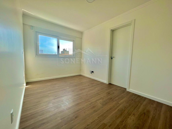 Imagem Cobertura com 4 Quartos à Venda, 221 m² em Coqueiros - Florianópolis Imagem Cobertura com 4 Quartos à Venda, 221 m² em Coqueiros - Florianópolis