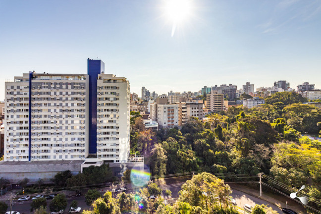 Imagem Imóvel com 2 Quartos à Venda, em Petrópolis - Porto Alegre Imagem Imóvel com 2 Quartos à Venda, em Petrópolis - Porto Alegre