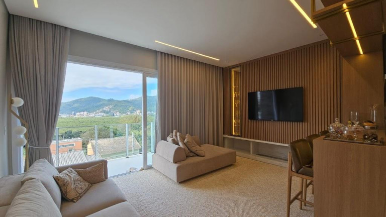Apartamento com 3 Quartos à Venda, 133 m² em João Paulo - Florianópolis