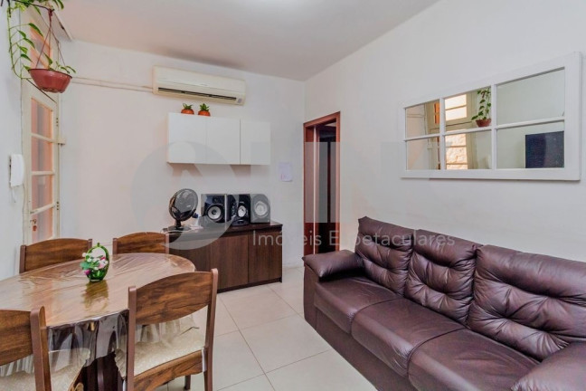 Imagem Apartamento com 2 Quartos à Venda, 62 m² em Petrópolis - Porto Alegre Imagem Apartamento com 2 Quartos à Venda, 62 m² em Petrópolis - Porto Alegre