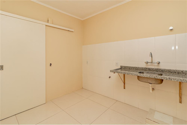 Imagem Imóvel com 4 Quartos à Venda, em Vila Ipiranga - Porto Alegre Imagem Imóvel com 4 Quartos à Venda, em Vila Ipiranga - Porto Alegre