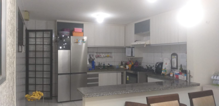 Imagem Casa com 3 Quartos à Venda, 300 m² em Dirceu Arcoverde I - Teresina