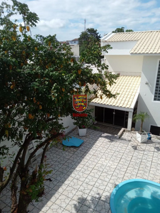 Imagem Casa com 4 Quartos à Venda, 444 m² em Capoeiras - Florianópolis