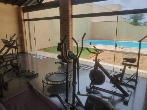 Imagem Casa com 3 Quartos à Venda, 305 m² em Centro - Boituva