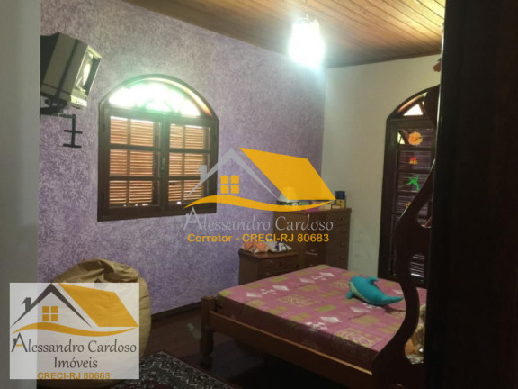 Imagem Casa com 3 Quartos à Venda, 140 m²