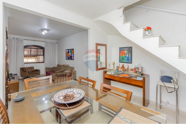 Casa com 3 Quartos à Venda, 200 m² em Vila Marari - São Paulo