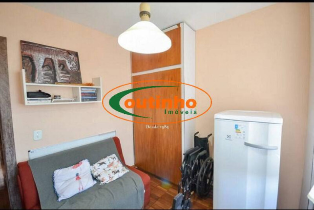Imagem Apartamento com 4 Quartos à Venda, 167 m² em Tijuca - Rio De Janeiro Imagem Apartamento com 4 Quartos à Venda, 167 m² em Tijuca - Rio De Janeiro